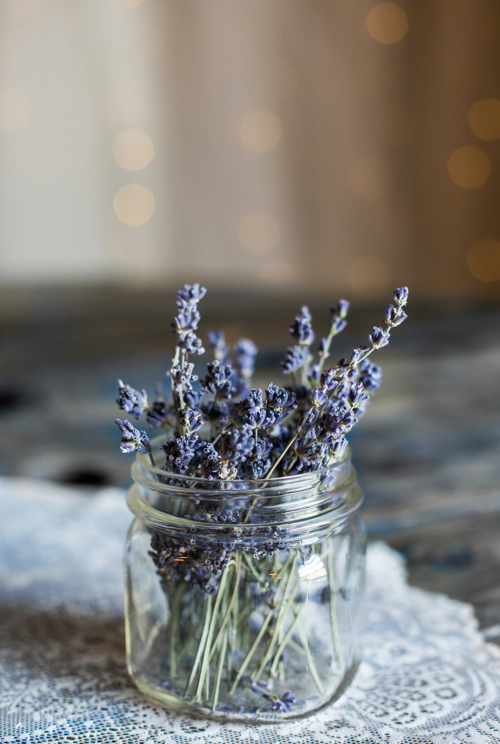 Lavender (Lavandula angustifolia/latifolia): Benefits, Uses, Safety and Dosage